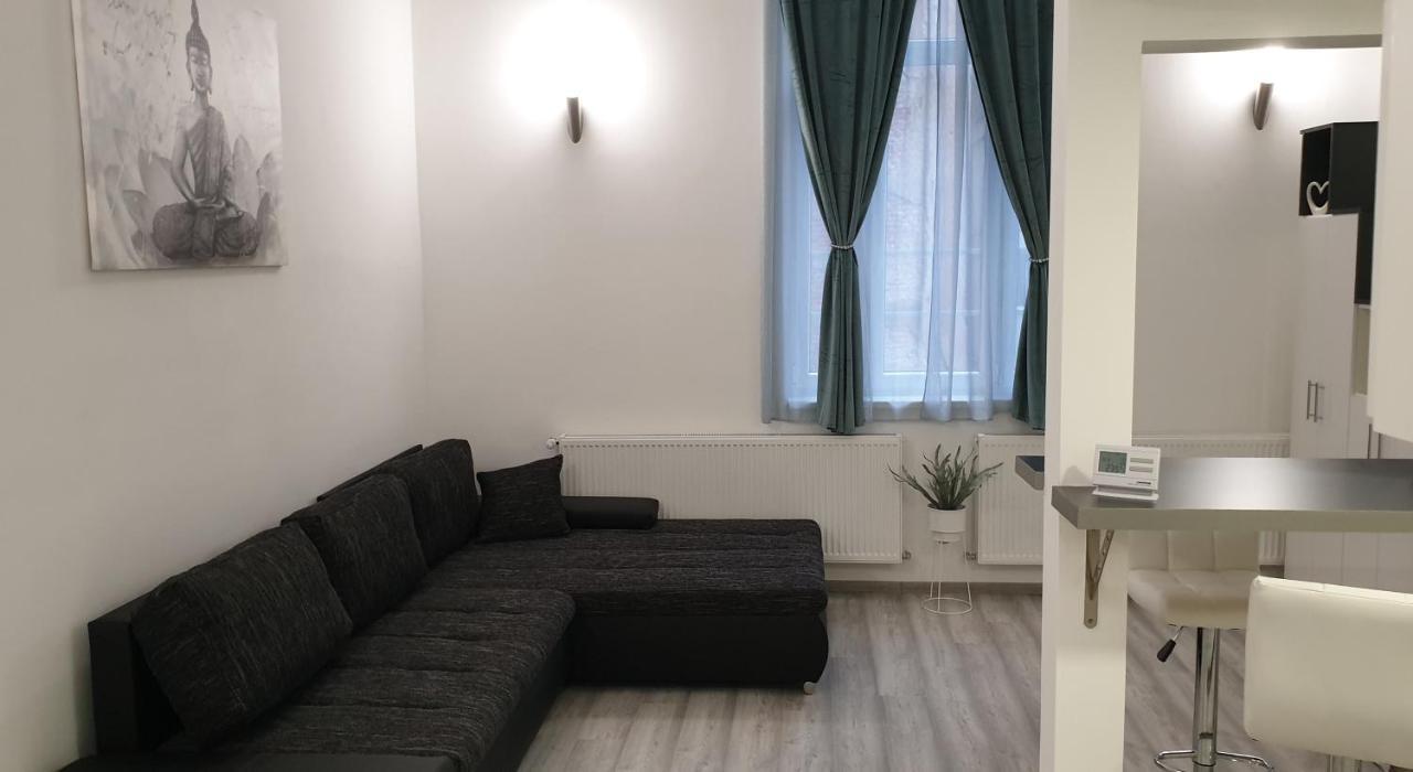 Belvárosi Apartman 2 Apartamento Miskolc Exterior foto